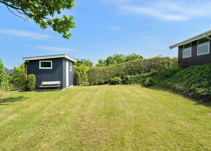 Lf11107-struer-skovvej-7 * Struer