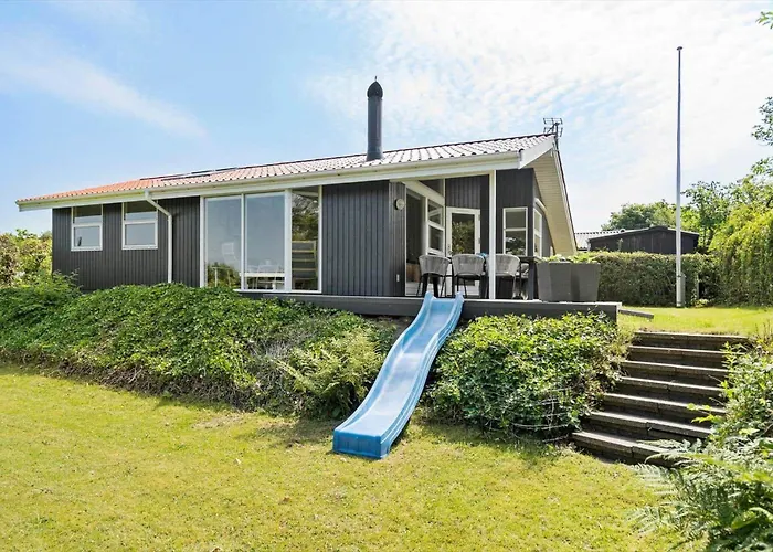 Lf11107-struer-skovvej-7 *